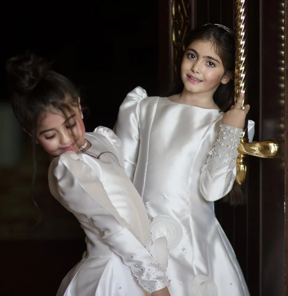 Modest Satin Flower Girl Dress - Baby Clothing Line 评论和价格
